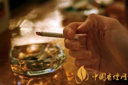 10年煙民對(duì)于吸煙的看法 吸煙和控?zé)熞硇灾笇?dǎo)！